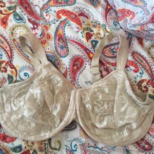 Cream Bra by Wacoal 44H